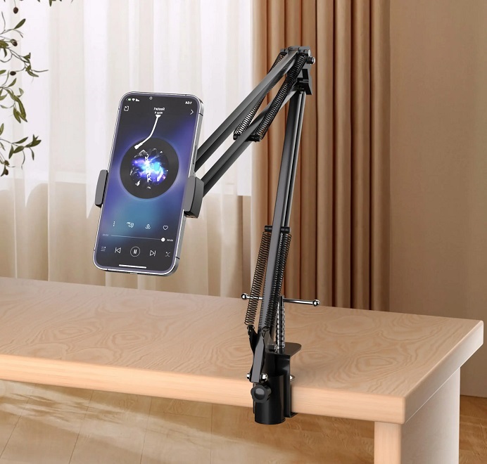 The Ideal Companion for Multitaskers: Retractable Phone Mount