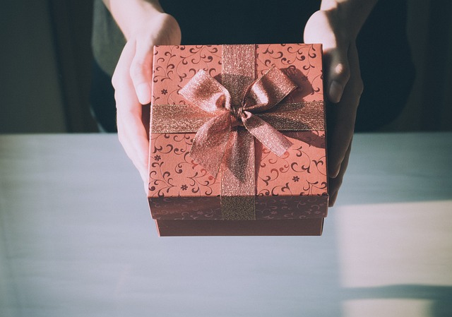 Gifting Guide: Unique Holiday Gifts to Start Buying in November